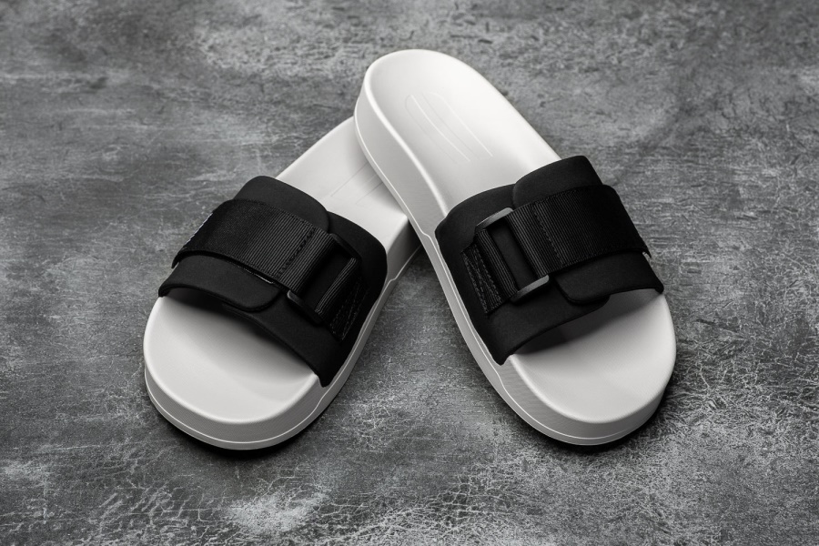 Chanclas Ajustables Nobull Para Hombre Negro Marfil